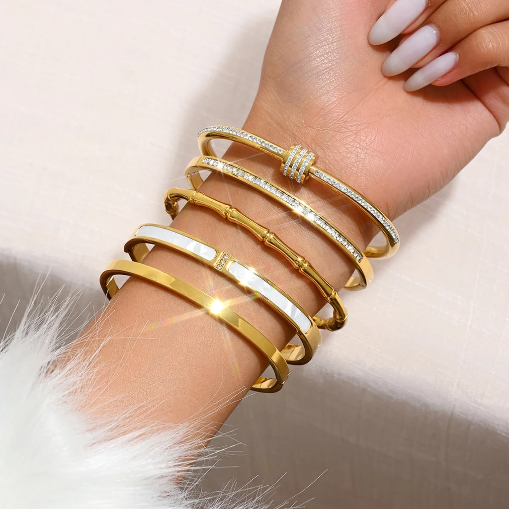 Lucky Clover Bangle